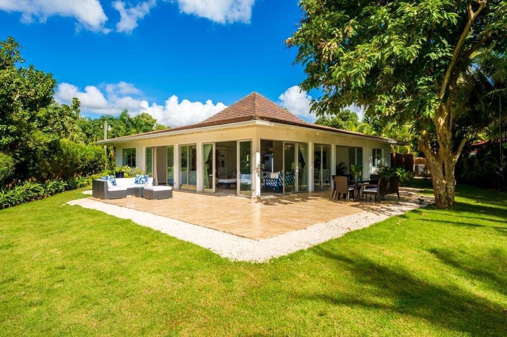 VILLA EN LA ROMANA
